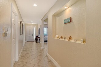 5100 Jessie Harbor Dr in Osprey, FL - Building Photo - Building Photo