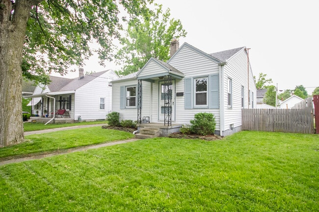 320 Somerset St in Toledo, OH - Building Photo - Building Photo