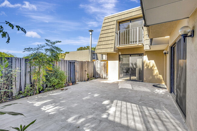 318 3rd Way in West Palm Beach, FL - Building Photo - Building Photo