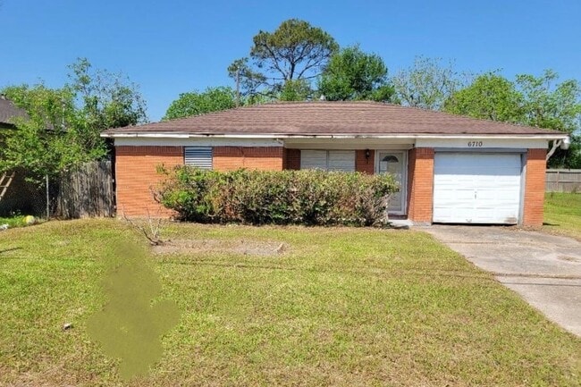 property at 6710 Fairwood Rd