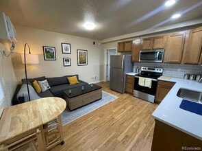 1391 Carr St, Unit 205 in Lakewood, CO - Building Photo - Building Photo