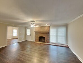 344 Locust Grove Dr in Memphis, TN - Building Photo - Building Photo