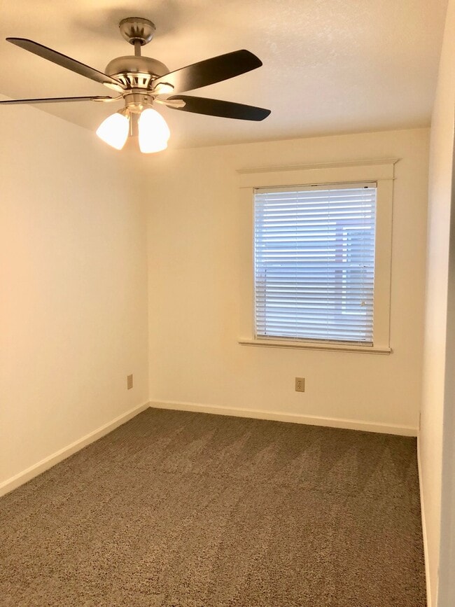 property at 608 SE Tacoma St