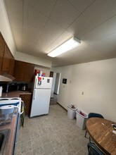 516 Kendall Ave S-Unit -8 in Thief River Falls, MN - Building Photo - Building Photo