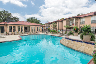 Sandshell at Fossil Creek in Fort Worth, TX - Building Photo