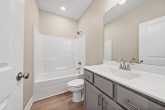 2755 Cedrus Ave in Bowling Green, KY - Building Photo - Building Photo