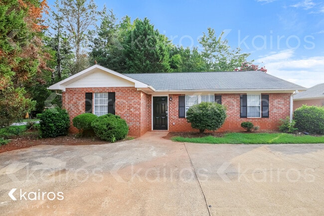 property at 105 Deer Pkwy