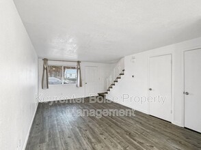 4811 W Targee St in Boise, ID - Building Photo - Building Photo