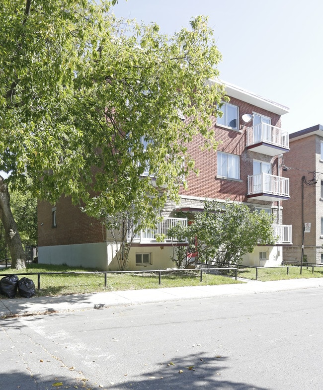 2145 Beaconsfield in Montréal, QC - Building Photo - Primary Photo