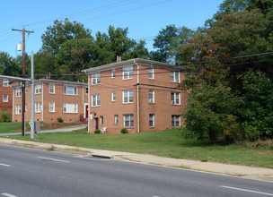 6506 Central Ave in Capitol Heights, MD - Foto de edificio - Building Photo