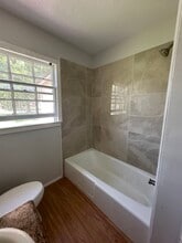 8848 Deerwood Dr in North Charleston, SC - Building Photo - Building Photo