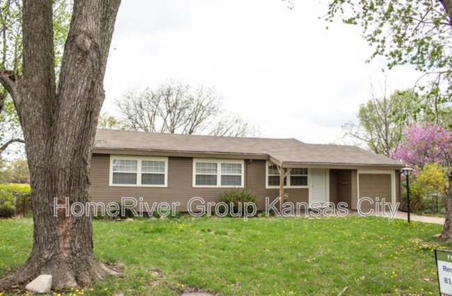 property at 6012 N Charlotte St
