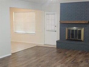 5319 Little Creek Ct in Arlington, TX - Building Photo - Building Photo