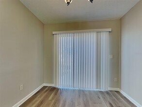 646 Pine Forest Dr in Brandon, FL - Building Photo - Building Photo