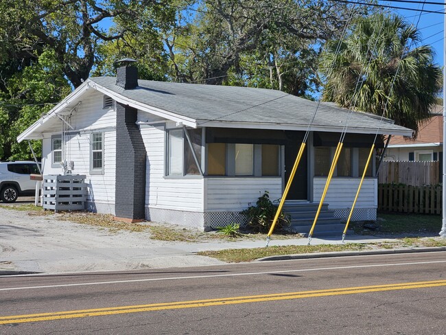property at 1013 Drew St