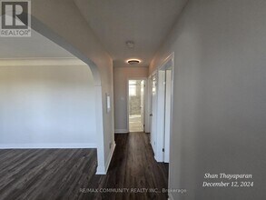 6023 Montrose Rd in Niagara Falls, ON - Building Photo - Building Photo