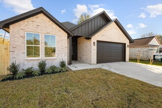 195 Teal Dr in Vidor, TX - Building Photo - Building Photo