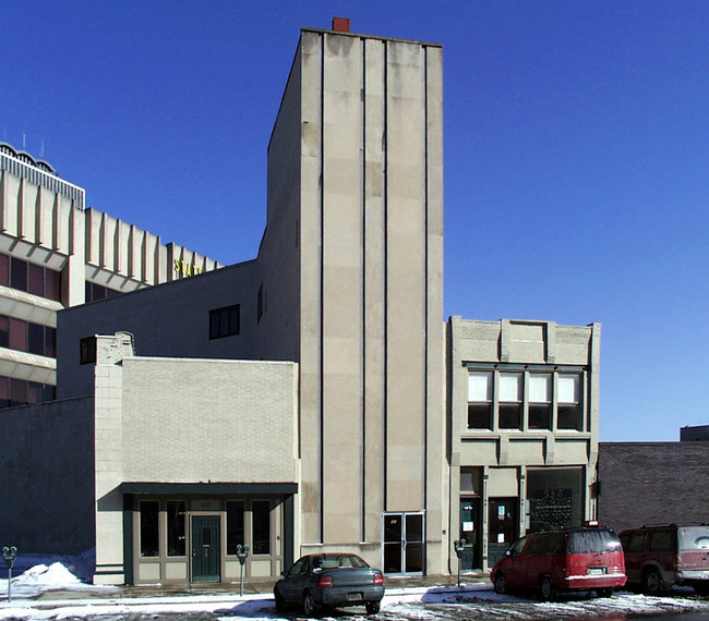 42 Virginia Ave in Indianapolis, IN - Foto de edificio - Building Photo