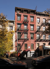 75 St Marks Pl in New York, NY - Building Photo - Building Photo