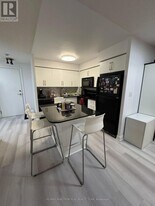 310 Burnhamthorpe Rd W in Mississauga, ON - Building Photo