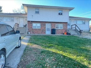901 Centennial Dr in Lawrence, KS - Building Photo - Building Photo