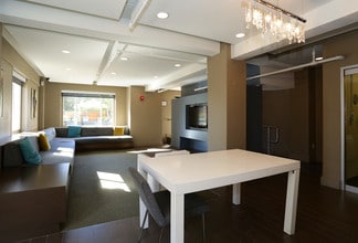 Crest on Peachtree in Atlanta, GA - Building Photo - Interior Photo