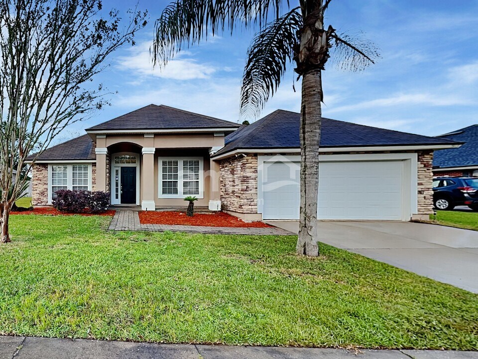1943 Wages Way S in Jacksonville, FL - Foto de edificio