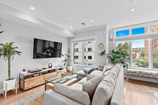 61 Bleecker St in Jersey City, NJ - Building Photo - Building Photo