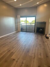 8300 Manitoba St, Unit 315 in Playa Del Rey, CA - Building Photo - Building Photo