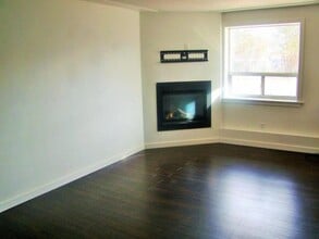 169 Lancaster St W in Kitchener, ON - Building Photo - Building Photo