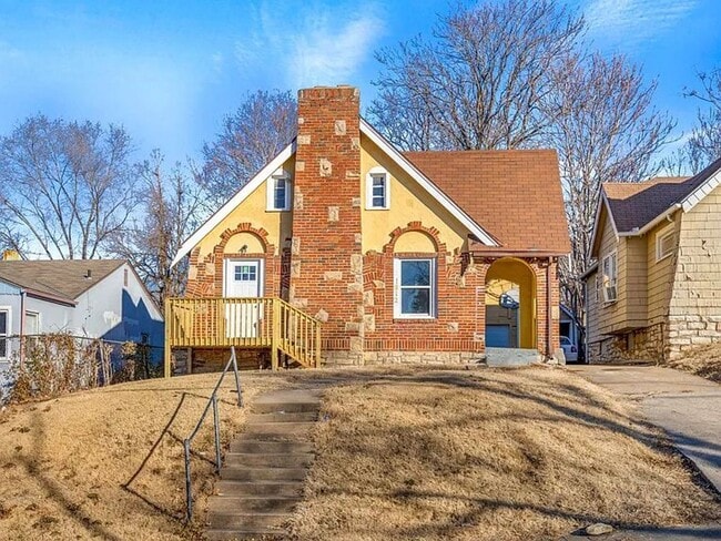 property at 1812 E 68th St