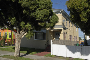 1305 Carrison St Apartments