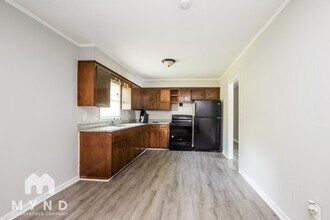 3624 Somerset Dr in Gastonia, NC - Building Photo - Building Photo