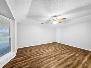 408 Cavender Ct in Hurst, TX - Building Photo - Building Photo