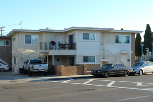 330 Balboa Blvd Apartments