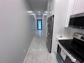 2884 SW 17th St in Fort Lauderdale, FL - Building Photo - Building Photo