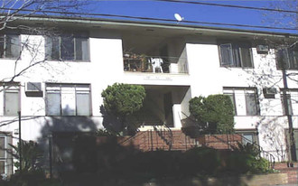 937-945 E Mariposa St Apartments