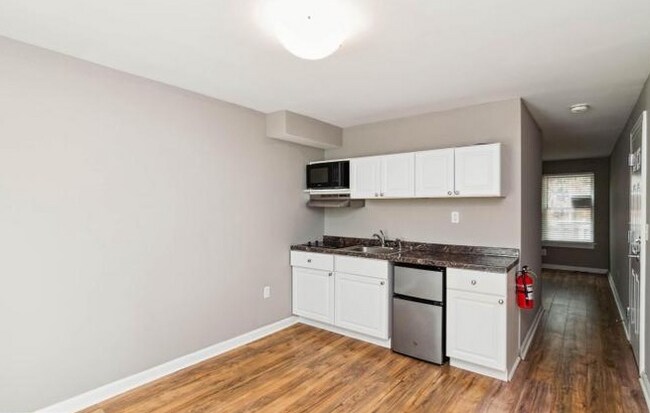 property at 412 N Washington St