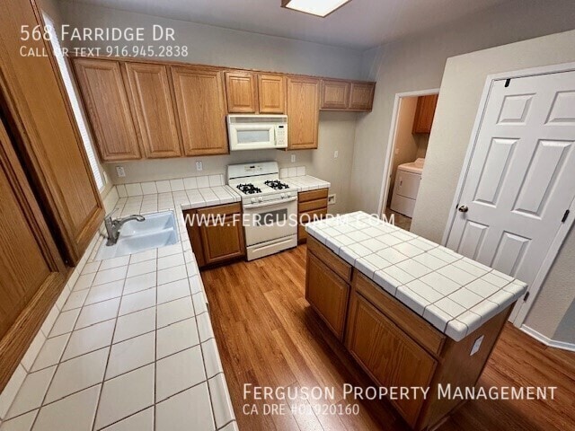 568 Farridge Dr in Roseville, CA - Building Photo - Building Photo