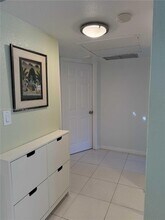 5141 W Oakland Park Blvd in Lauderdale Lakes, FL - Building Photo - Building Photo