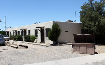 521-525 Cedar St SE in Albuquerque, NM - Building Photo - Building Photo