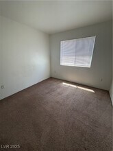 3961 Danny Melamed Ave in Las Vegas, NV - Foto de edificio - Building Photo