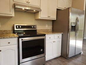 6227 King George Dr in Charlotte, NC - Building Photo - Building Photo