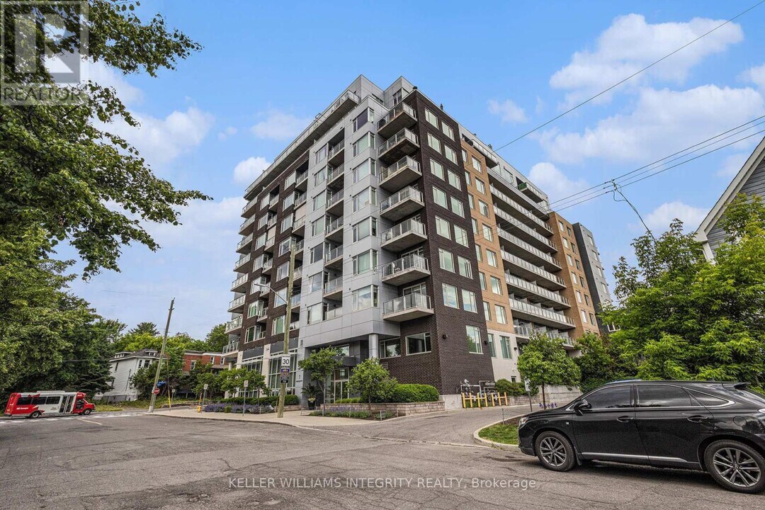 7-317 Marquette Ave in Ottawa, ON - Building Photo