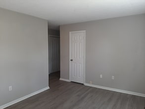 103 Molloy Ct in Paducah, KY - Foto de edificio - Building Photo