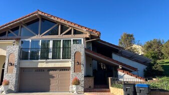 2911 Hawk Rd in Chino Hills, CA - Building Photo