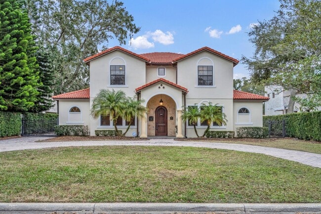 1710 Oakhurst Ave