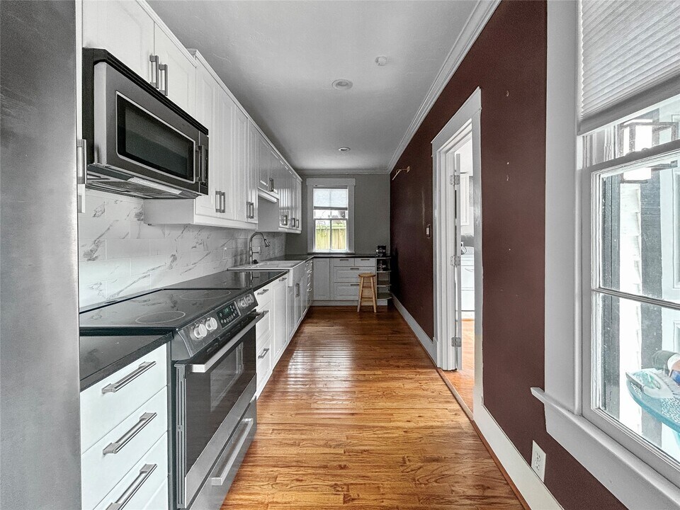 1310 Anita St in Houston, TX - Building Photo