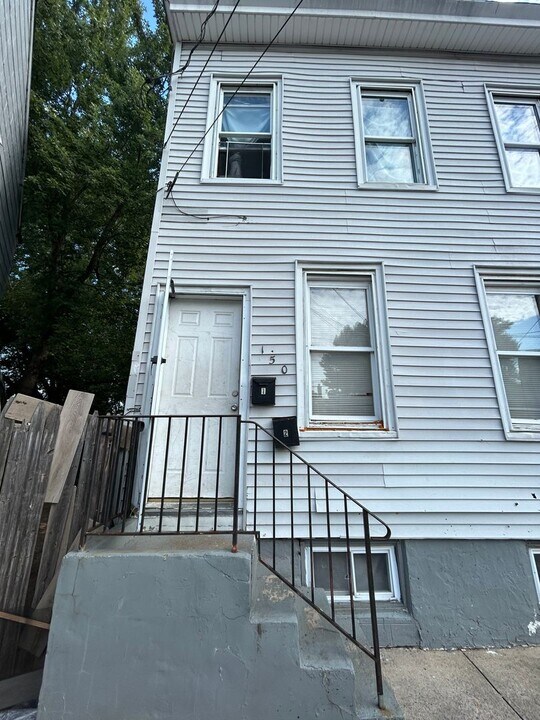 150 Home Ave in Trenton, NJ - Building Photo