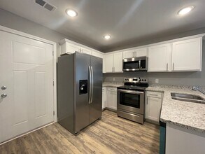 107-105 Tucker Ln in Winchester, KY - Building Photo - Building Photo